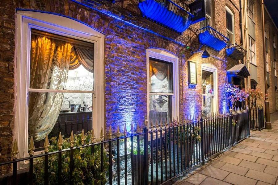 Oyo The Townhouse Otel Durham Dış mekan fotoğraf